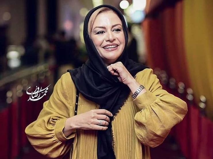 نخستین تصویر از مریلا زارعی در نقش مهدعلیا، مادر ناصرالدین‌شاده، رونمایی شد. مریلا زارعی در دومین حضورش در نمایش خانگی در نقش مادر ناصرالدین شاه جلوی دوربین جدیدترین ساخته فتحی رفته است.
