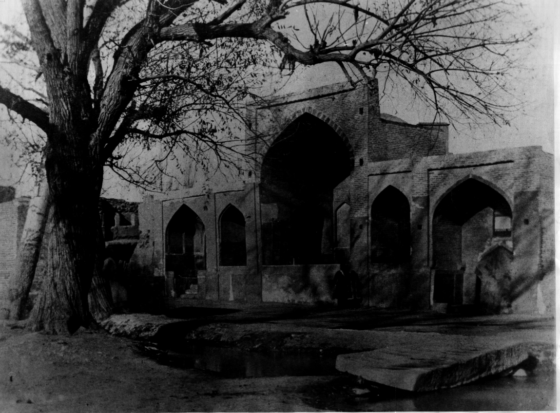 مشهد در روایت گردشگران خارجی دوره قاجار به‌مناسبت روز جهانگردی