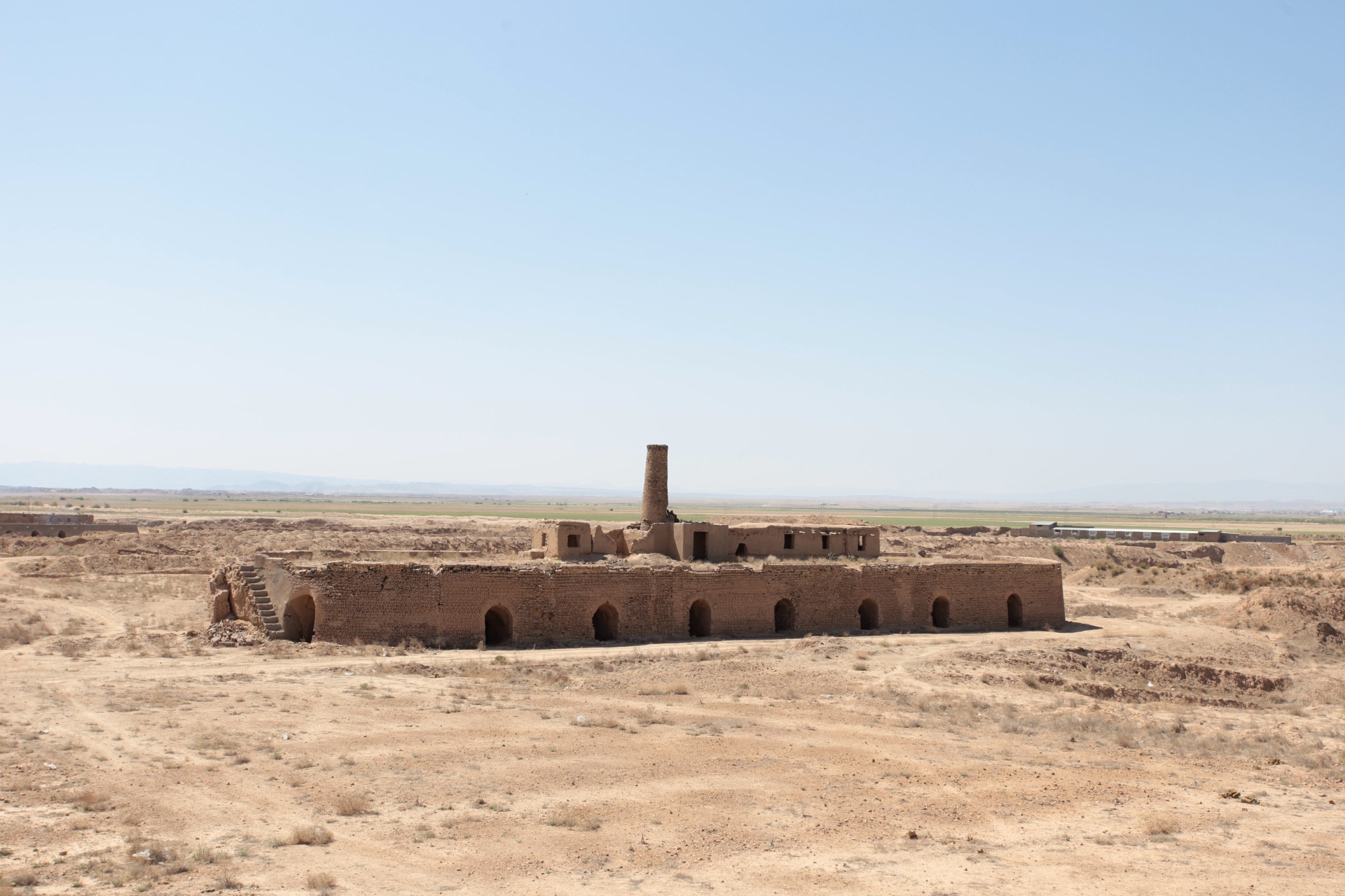 گزارشی از کورهپزخانهای پیرامون مشهد که شهرکی دورافتاده از تمدن را میماند گزارشی از کورهپزخانهای پیرامون مشهد که شهرکی دورافتاده از تمدن را میماند