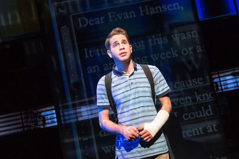 اولین تریلر فیلم Dear Evan Hansen&lrm; با بازی جولیان مور و ایمی آدامز + معرفی فیلم