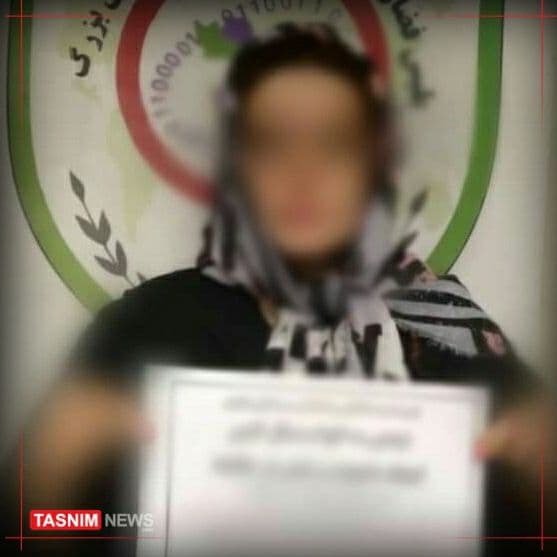 دستگیری زن جوانی که به شمالیها فحاشی کرده بود + عکس دستگیری زن جوانی که به شمالیها فحاشی کرده بود + عکس