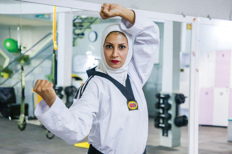 مربی قهرمانان حاشیه شهر