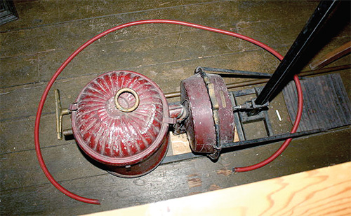 «گردباد»؛ نخستین جاروبرقی دنیا «گردباد»؛ نخستین جاروبرقی دنیا