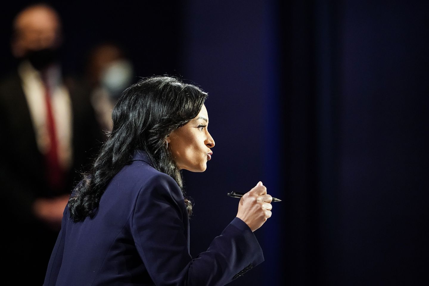 مجریها چطور میتوانند مناظرهها را جذاب و چالشی کنند؟ مجریها چطور میتوانند مناظرهها را جذاب و چالشی کنند؟