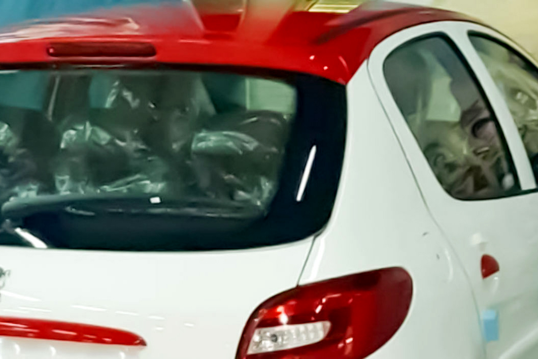 پژو ۲۰۷ دو رنگ ایران خودرو چه ویژگیهایی دارد؟ + جزئیات پژو ۲۰۷ دو رنگ ایران خودرو چه ویژگیهایی دارد؟ + جزئیات