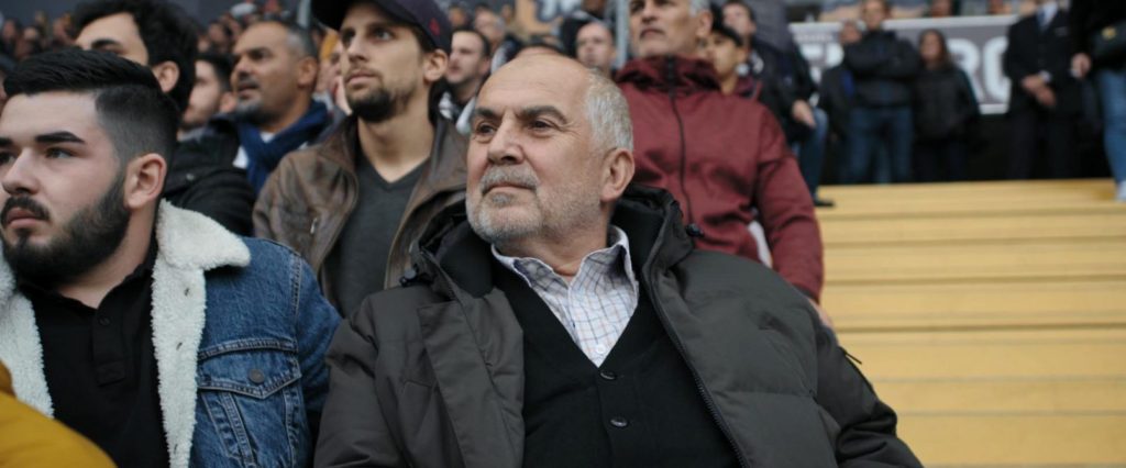 مستند «بازی» (۲۰۲۰) تصمیم جنجالی داور فیفا در یک بازی را نشان میدهد مستند «بازی» (۲۰۲۰) تصمیم جنجالی داور فیفا در یک بازی را نشان میدهد