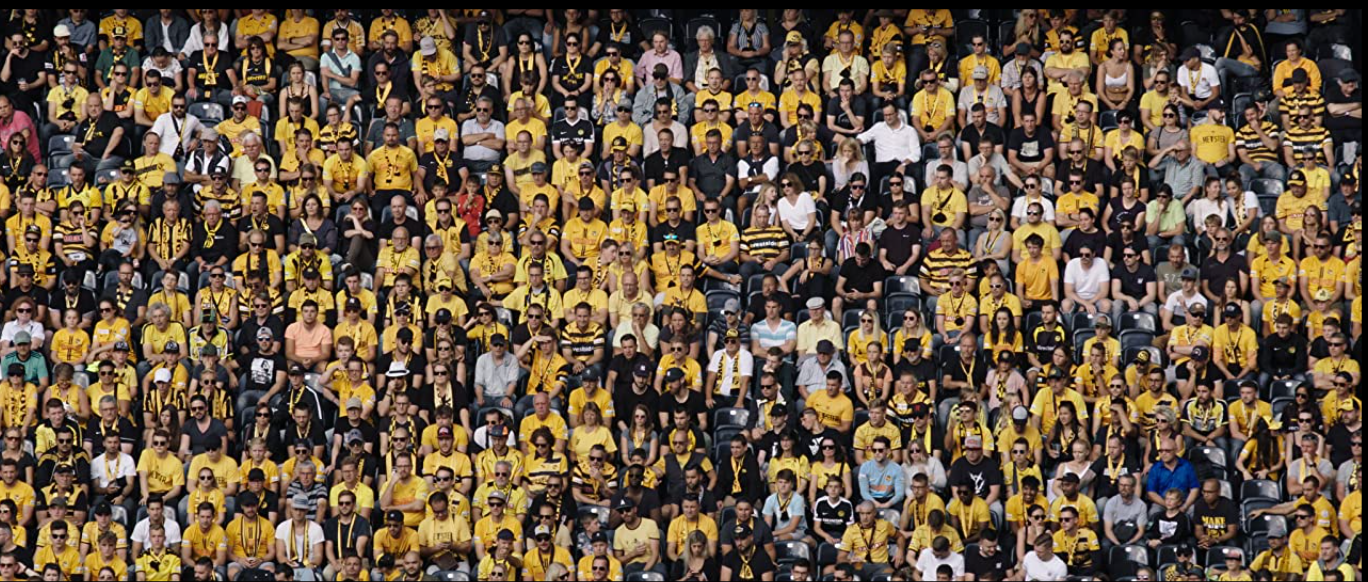 مستند «بازی» (۲۰۲۰) تصمیم جنجالی داور فیفا در یک بازی را نشان میدهد مستند «بازی» (۲۰۲۰) تصمیم جنجالی داور فیفا در یک بازی را نشان میدهد