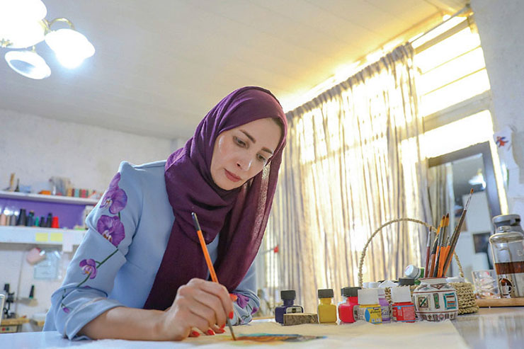 درهم تنیدگی نخ و رنگ