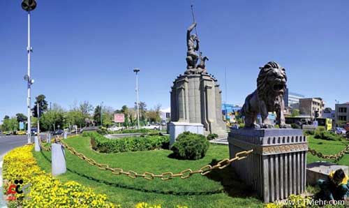 ماجرای تخریب شیرهای میدان حُر تهران + تصاویر