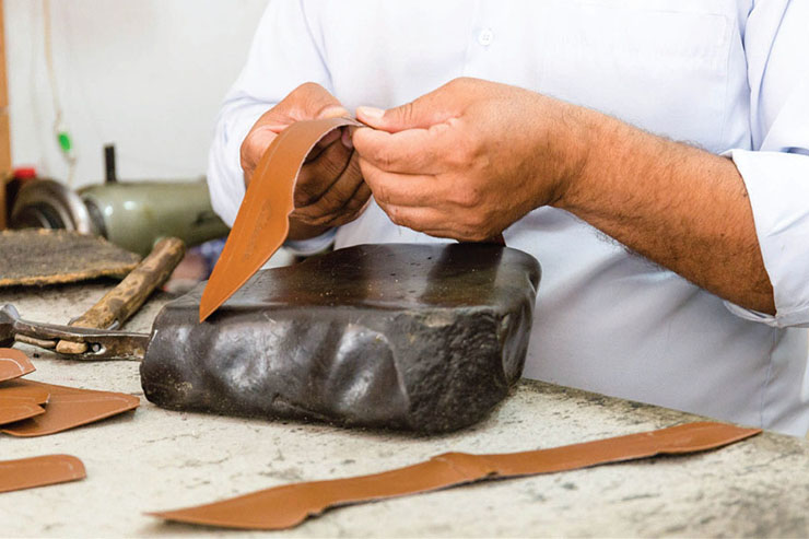 دست&zwnj;دوز&zwnj;های از رونق افتاده