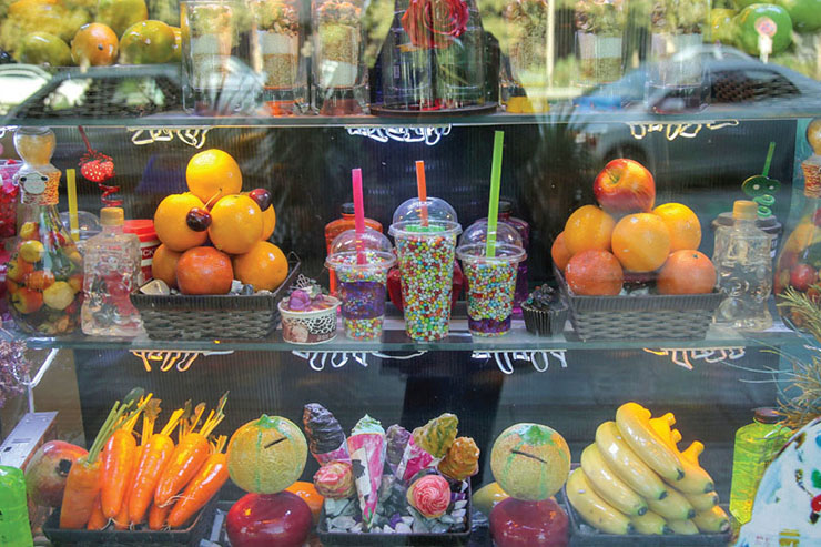 رنگ و وارنگ بستنی