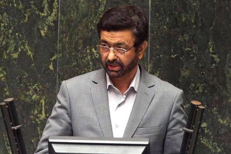 نماینده مردم زاهدان در مجلس شورای اسلامی تاکید کرد:مگر من به آقای نمکی چه مطلبی گفتم که ایشان با بیان سخنان نامناسب احساسات میلیون‌ها ایرانی را جریحه‌دار کرد.
