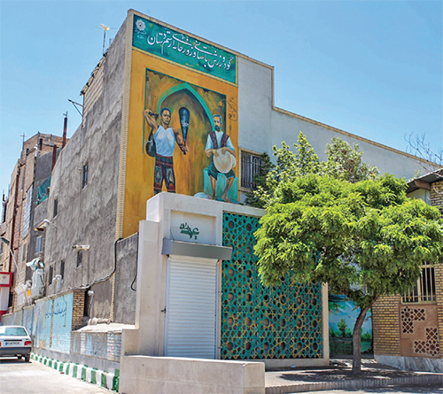 پُر مثل گلشن، خالی مثل گلشهر