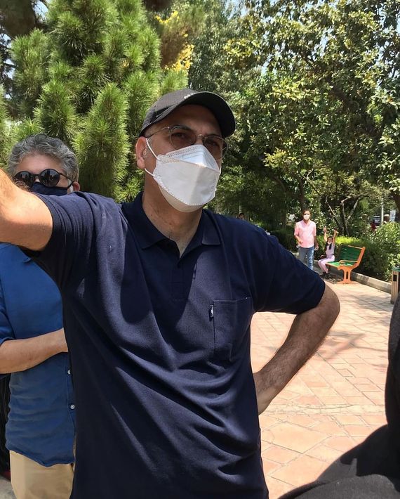 تجمع هنرمندان سینما در حمایت از مردم خوزستان + تصاویر تجمع هنرمندان سینما در حمایت از مردم خوزستان + تصاویر