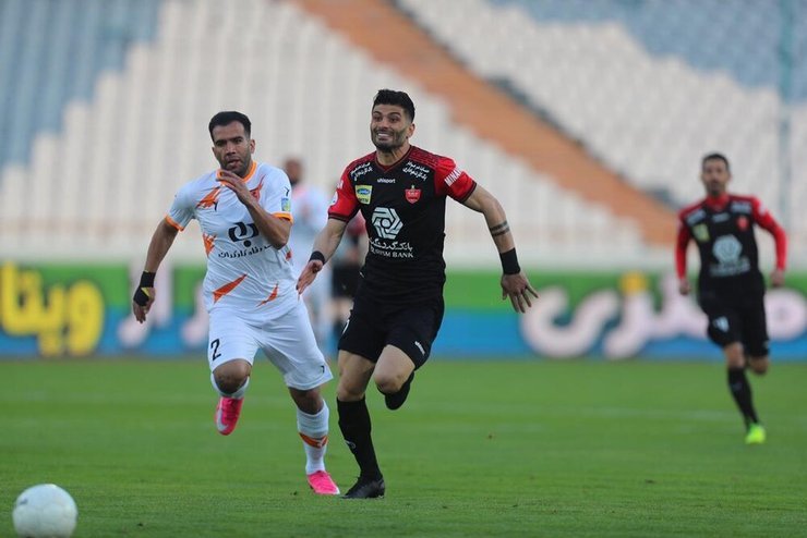 پرسپولیس موفق شد مس رفسنجان را با تک گل مهدی عبدی شکست دهد.