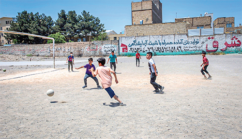 آبادانی ورزش در حاشیه شهر آبادانی ورزش در حاشیه شهر
