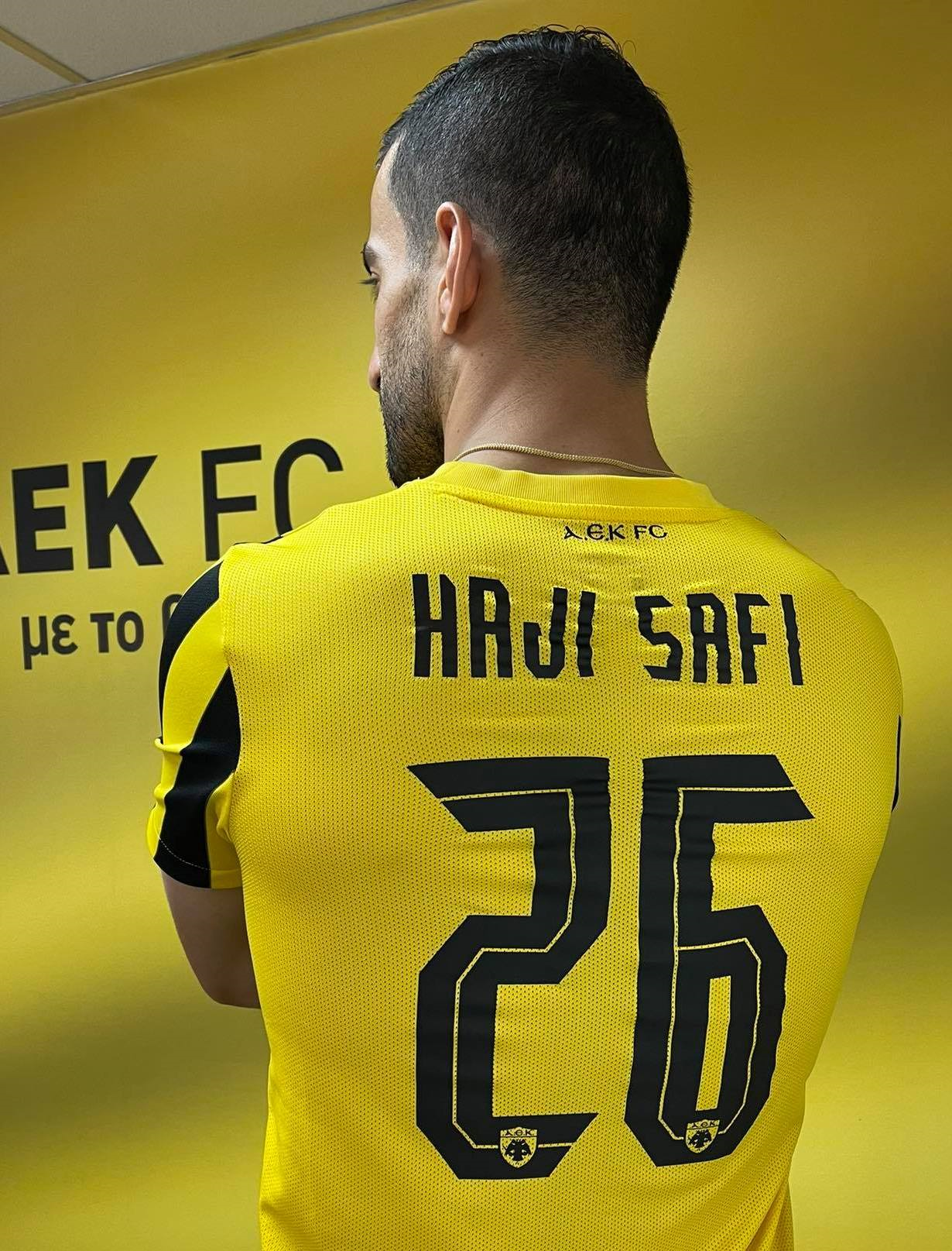 حاج صفی بازیکن شماره شماره ۲۶ آ ا ک آتن+عکس