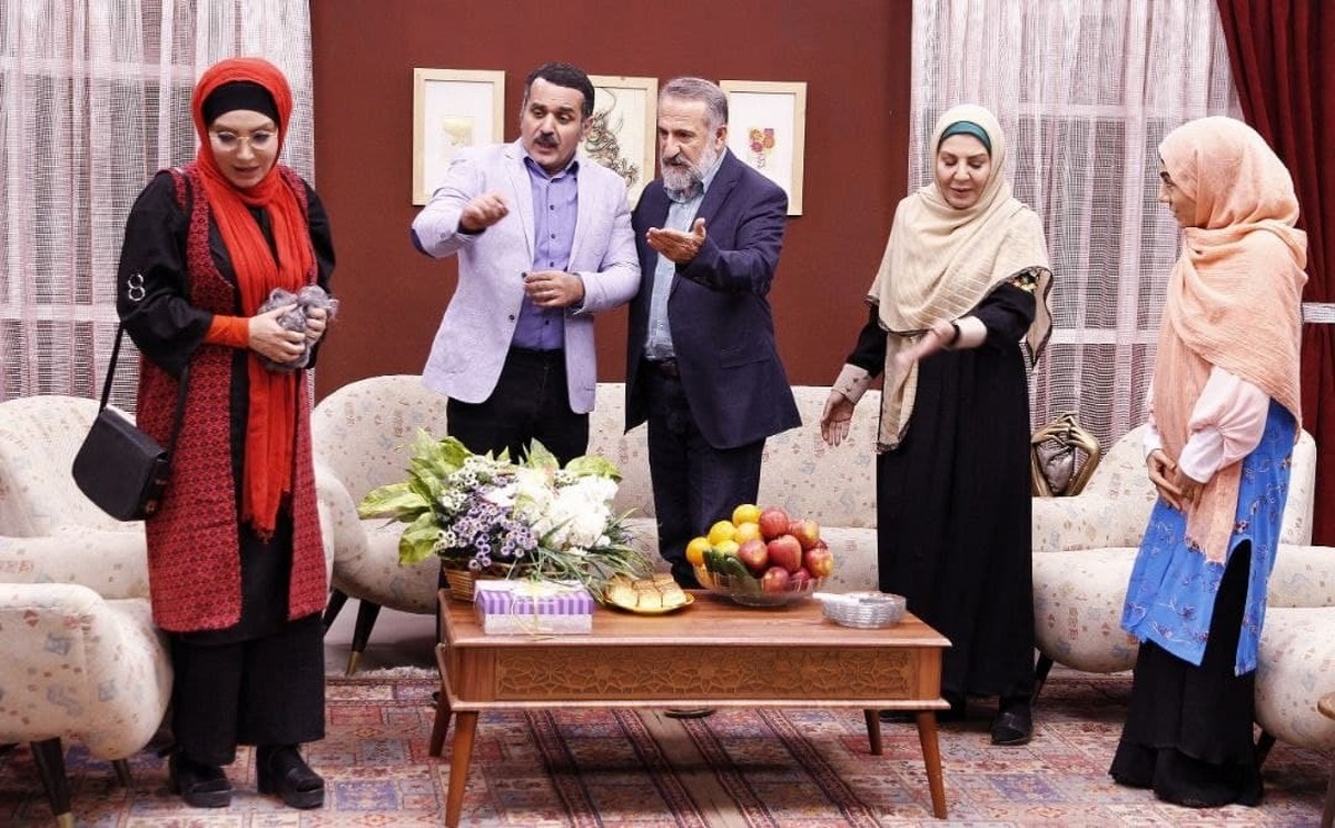 «دستانداز» برنامه آیتمیای که رنگ و بویی از یک طنز برنده ندارد «دستانداز» برنامه آیتمیای که رنگ و بویی از یک طنز برنده ندارد