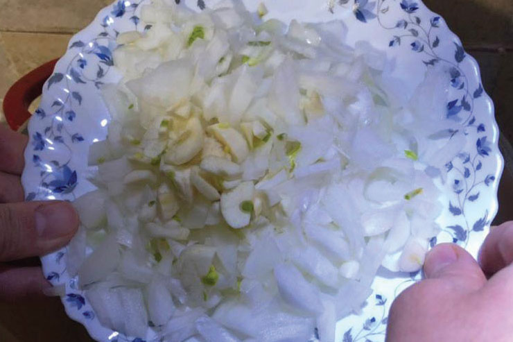 پیتزای گوشت و قارچ