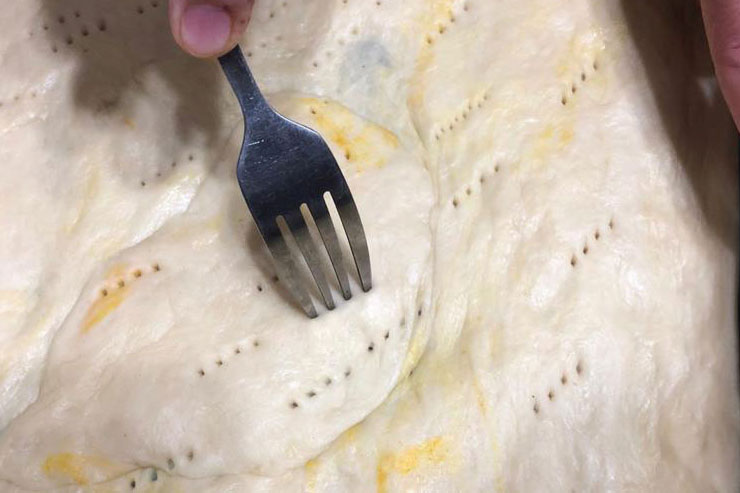 پیتزای گوشت و قارچ