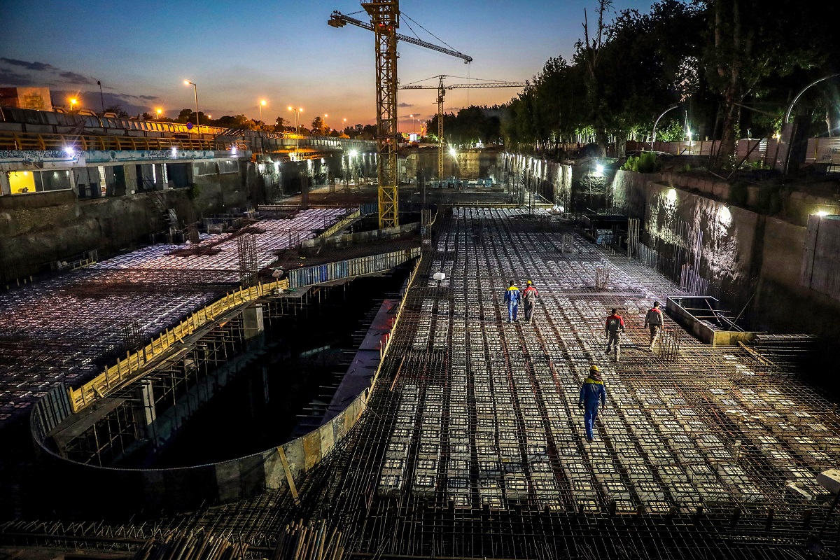 آیین پایانی اولین دوره «جایزه عکس مطبوعاتی سال خراسان» هم زمان با روز خبرنگار برگزار شد آیین پایانی اولین دوره «جایزه عکس مطبوعاتی سال خراسان» هم زمان با روز خبرنگار برگزار شد