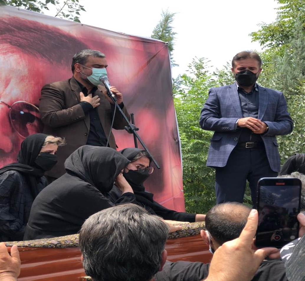 مراسم تشييع پيكر «على سليمانى» در بهشت زهرا + فیلم و عکس مراسم تشييع پيكر «على سليمانى» در بهشت زهرا + فیلم و عکس