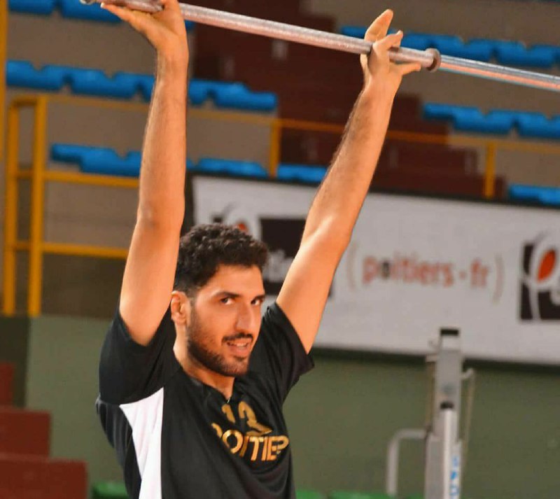 معنوی نژاد قید تیم ملی والیبال را زد؟ معنوی نژاد قید تیم ملی والیبال را زد؟