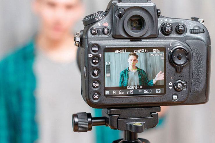 آشنا به نور و سایه آشنا به نور و سایه