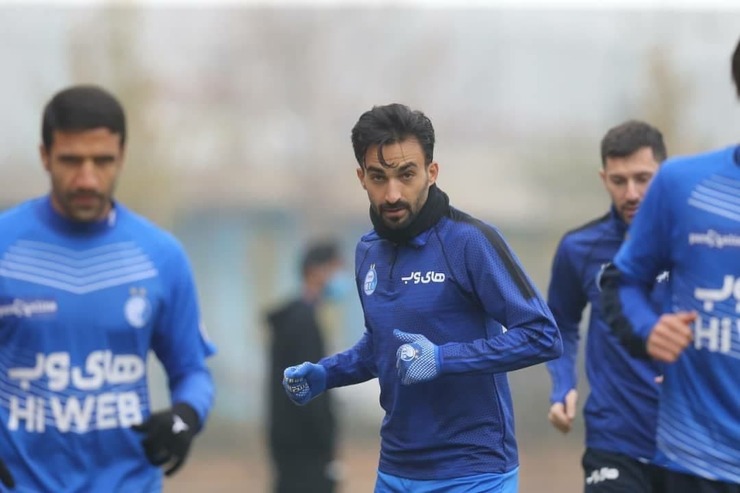 تزریق واکسن کرونا توسط بازیکنان خارجی استقلال و پرسپولیس تکذیب شد.