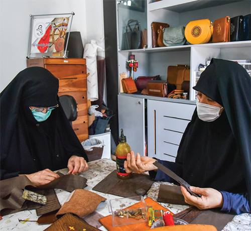 خانهای بهگستره هنر ایران خانهای بهگستره هنر ایران