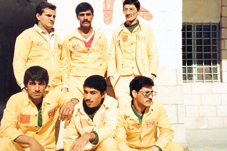 ۷ سال، نامم ۷۷۰۱ بود ۷ سال، نامم ۷۷۰۱ بود