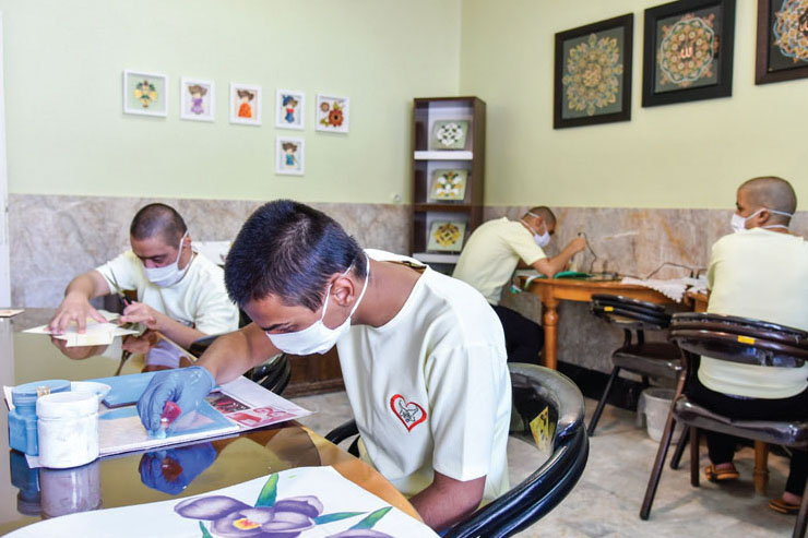 دلخوشیهای کوچک از دست رفته دلخوشیهای کوچک از دست رفته