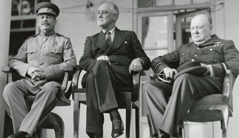 سقوط ایران به دست متفقین و آغاز استعمار نوین سقوط ایران به دست متفقین و آغاز استعمار نوین