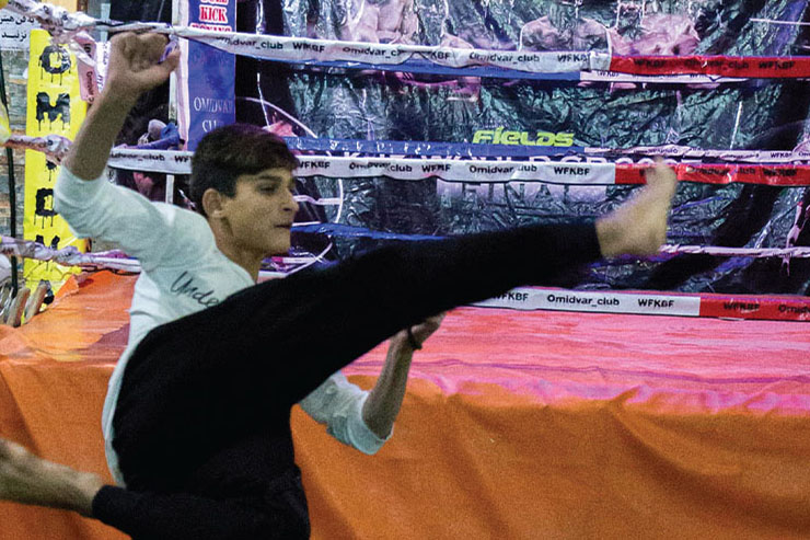 هم رفیق، هم مربی هم رفیق، هم مربی