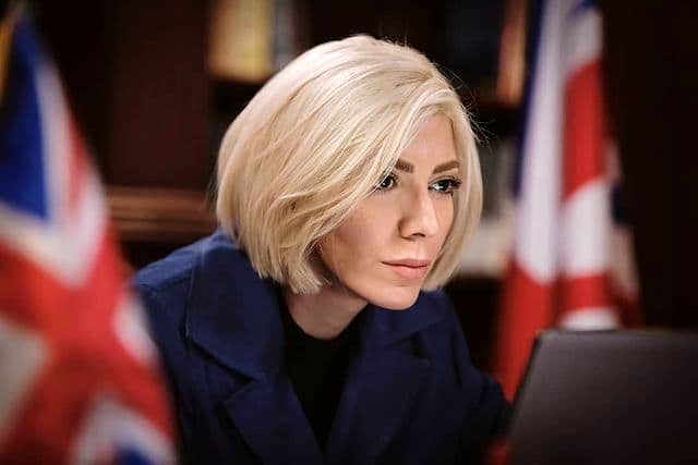 «بیاینا محمودی» بازیگر نقش شارلوت در «سریال گاندو» کیست؟ + بیوگرافی و تصاویر «بیاینا محمودی» بازیگر نقش شارلوت در «سریال گاندو» کیست؟ + بیوگرافی و تصاویر