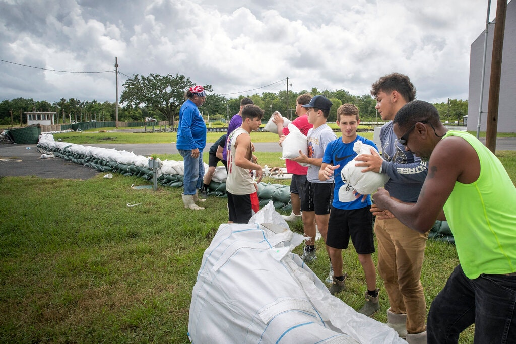 غوغا توفان آیدا در آمریکا + عکس و فیلم غوغا توفان آیدا در آمریکا + عکس و فیلم