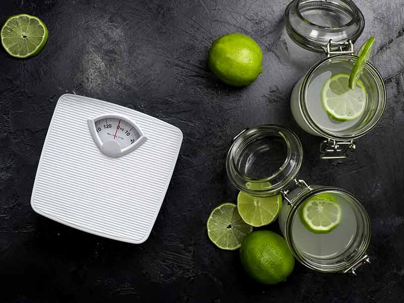 کاهش وزن و لاغری آسان با نوشیدنیهای چربی سوز خانگی کاهش وزن و لاغری آسان با نوشیدنیهای چربی سوز خانگی