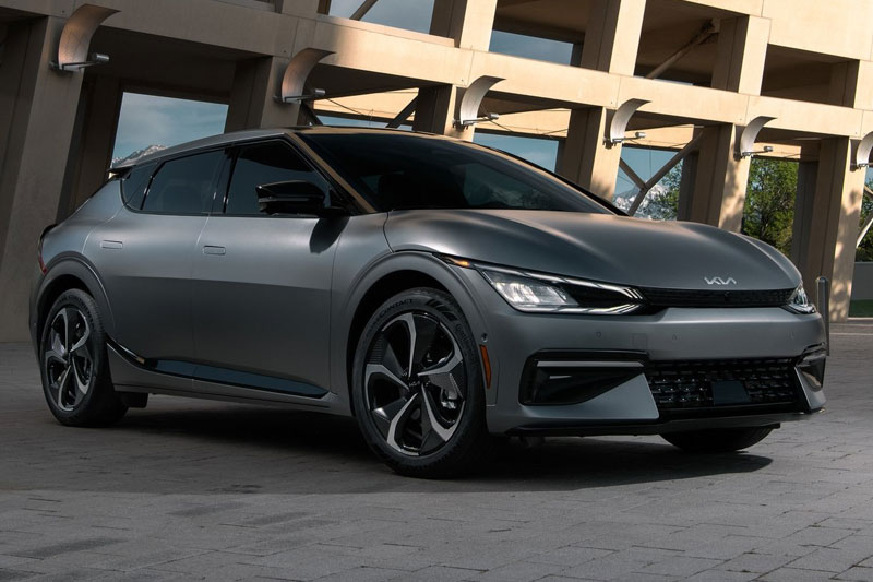 با همه شاسیبلندهای کیا آشنا شوید با همه شاسیبلندهای کیا آشنا شوید