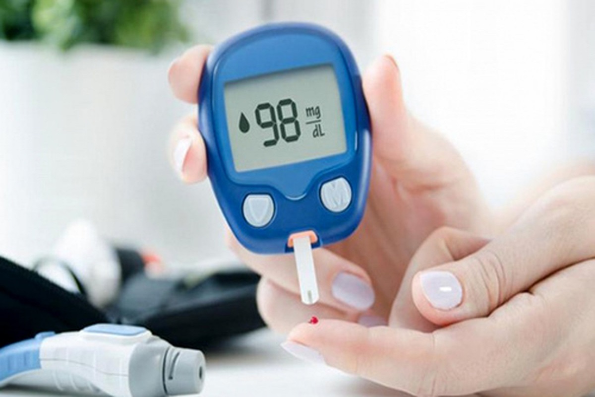 ۱۴ خاصیت روغن اکالیپتوس+ روش استفاده ۱۴ خاصیت روغن اکالیپتوس+ روش استفاده