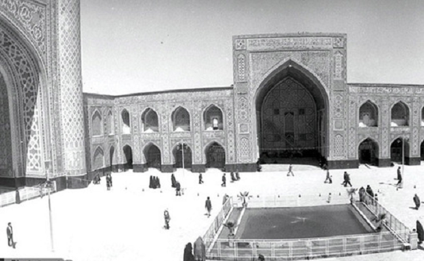 ماجرای «مسجد پیرزن» در مسجد گوهرشاد چه بود؟ ماجرای «مسجد پیرزن» در مسجد گوهرشاد چه بود؟