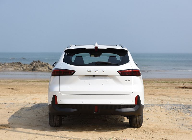 بررسی یکی از زیباترین و خوش قیمت ترین کراس اوورهای چینی بررسی یکی از زیباترین و خوش قیمت ترین کراس اوورهای چینی