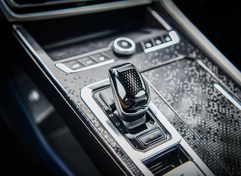 بررسی یکی از زیباترین و خوش قیمت ترین کراس اوورهای چینی بررسی یکی از زیباترین و خوش قیمت ترین کراس اوورهای چینی