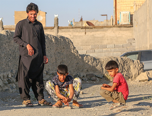 ورزشگاهی زیر خاکی برای عبدا...، صابر و کمال ورزشگاهی زیر خاکی برای عبدا...، صابر و کمال