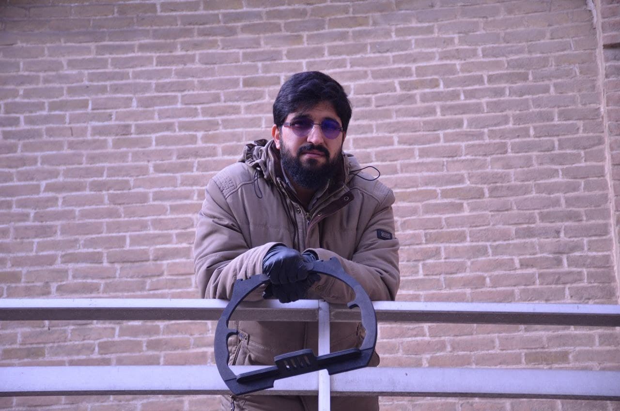 گفتگو با مستندساز مشهدی، درباره «تپه سنجدی» که ادای دینی به مرزبانان این مرزوبوم است گفتگو با مستندساز مشهدی، درباره «تپه سنجدی» که ادای دینی به مرزبانان این مرزوبوم است