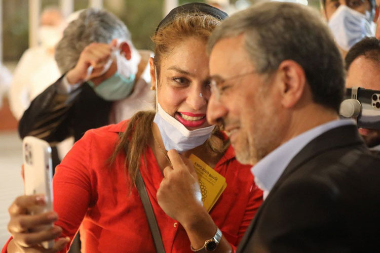 تصاویر جنجالی احمدینژاد در دبی تصاویر جنجالی احمدینژاد در دبی