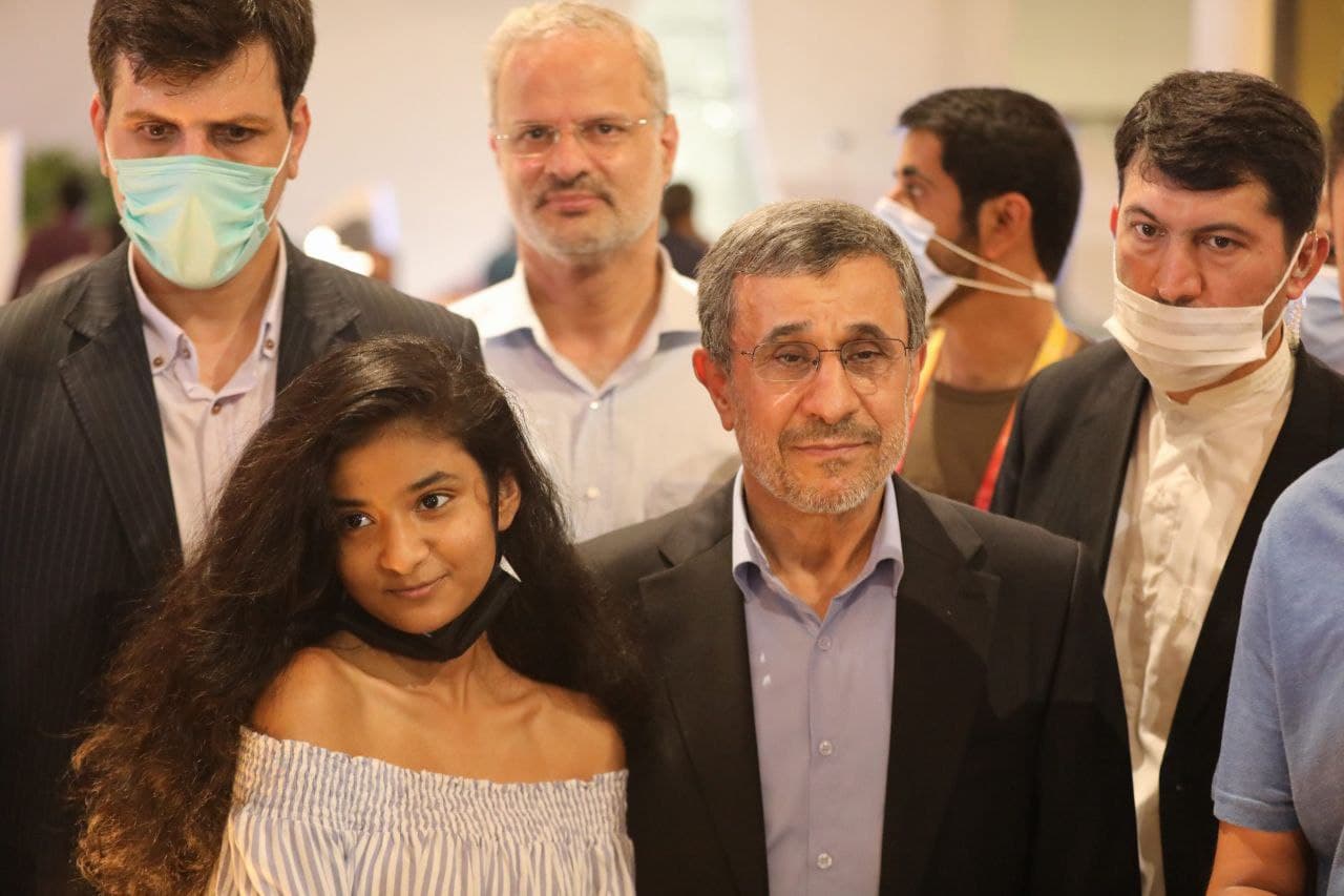 چند نکته درباره حضور پرحاشیه احمدی‌نژاد در اکسپوی دبی + عکس