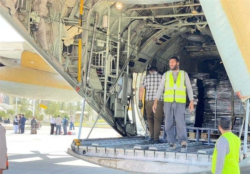 کمک‌های بشردوستانه ایران به مردم قندهار ارسال شد + عکس