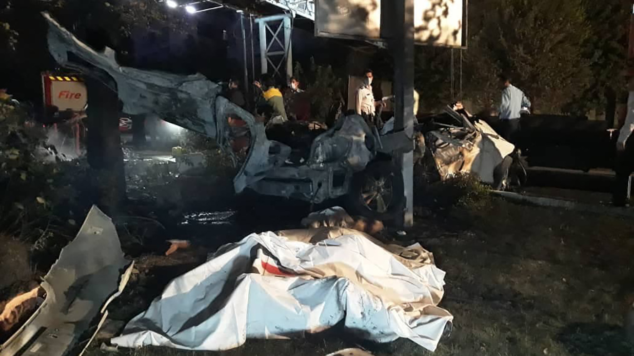 تصادف خودرو BMW در بزرگراه مدرس تهران و کشته شدن ۲ سرنشین آن + عکس و جزئیات تصادف خودرو BMW در بزرگراه مدرس تهران و کشته شدن ۲ سرنشین آن + عکس و جزئیات