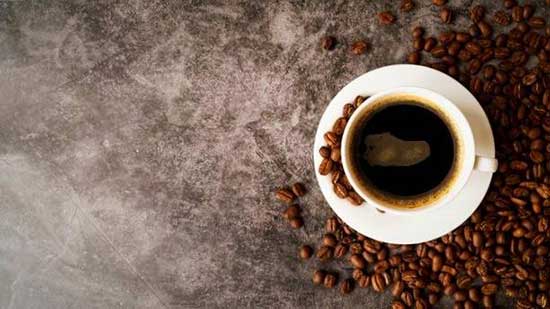 ۱۰ ماده غذایی مضر که پوست را زشت و پیر میکند ۱۰ ماده غذایی مضر که پوست را زشت و پیر میکند