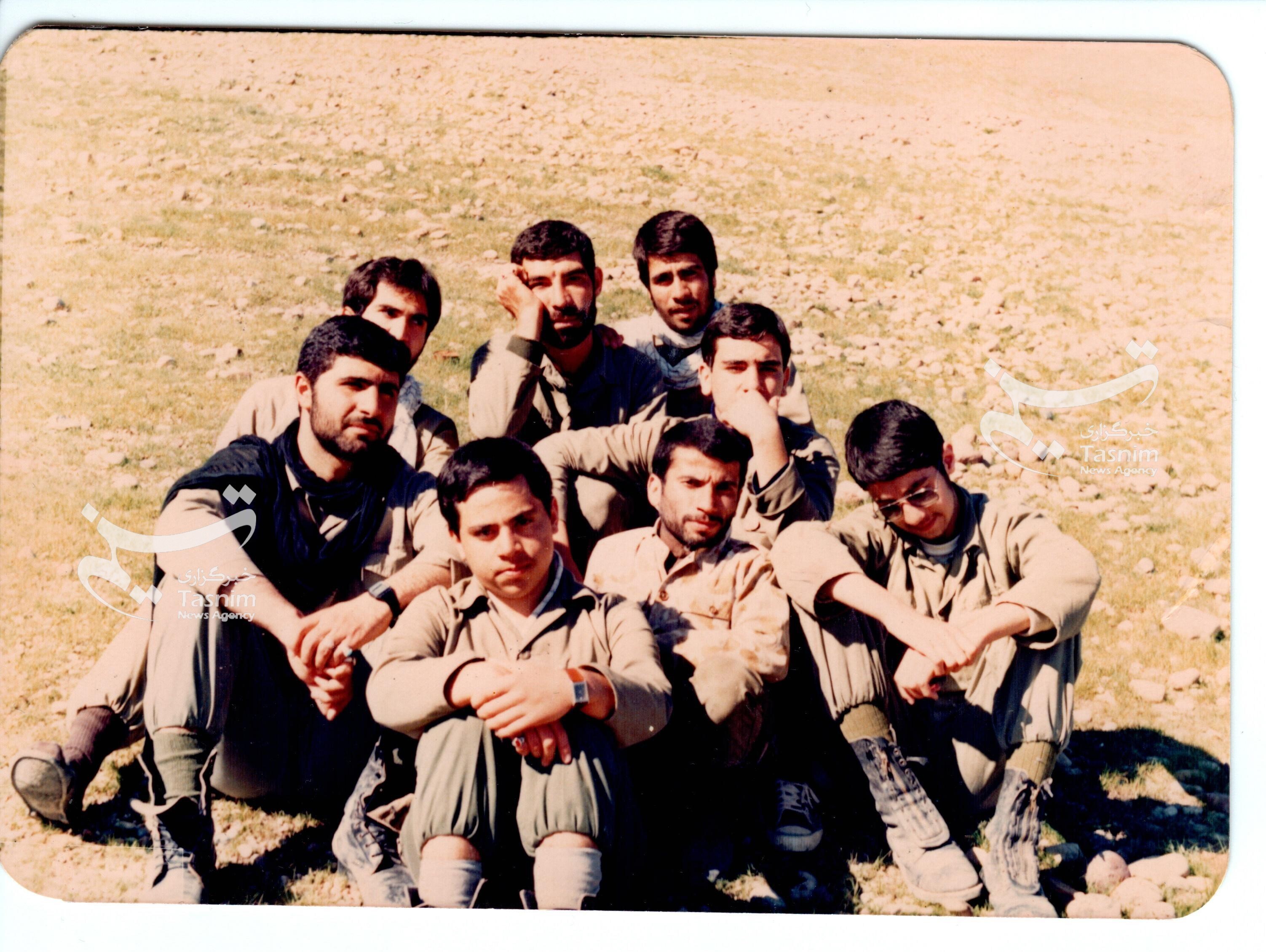 تصاویری از فرزند رهبر انقلاب در جبهه دفاع مقدس تصاویری از فرزند رهبر انقلاب در جبهه دفاع مقدس